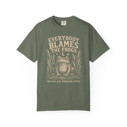 Everybody Blames the Frogs Premium T-shirt